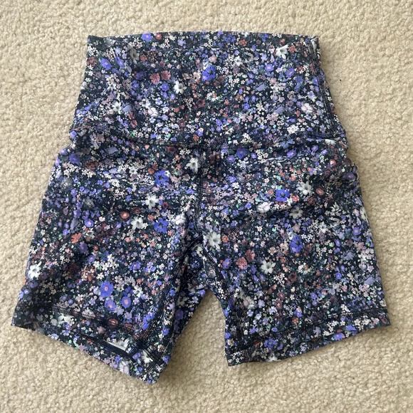 Lululemon Align High-Rise Short 6" Flower Burst Multi Size 4 - Picture 5 of 8